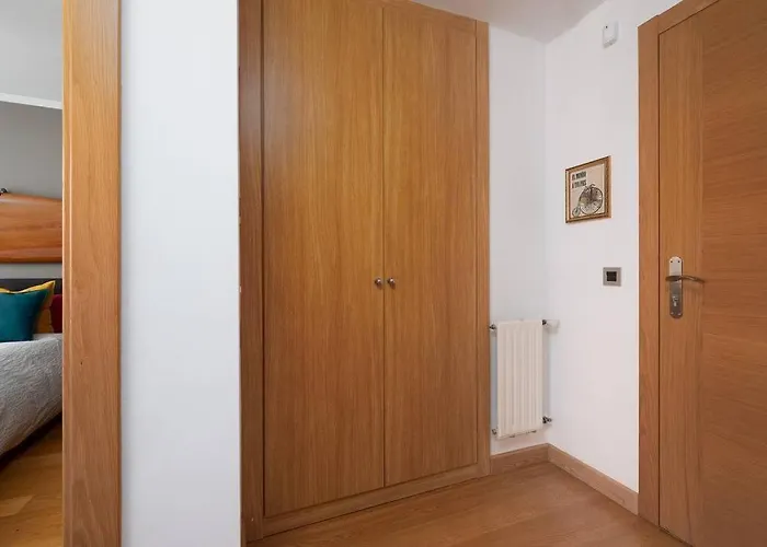 Apartamento Soleado, Aparcamiento Gratuito, A Pie Del Centro Apartment