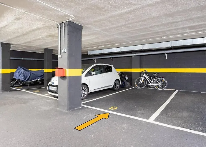 Apartment Apartamento Soleado, Aparcamiento Gratuito, A Pie Del Centro *